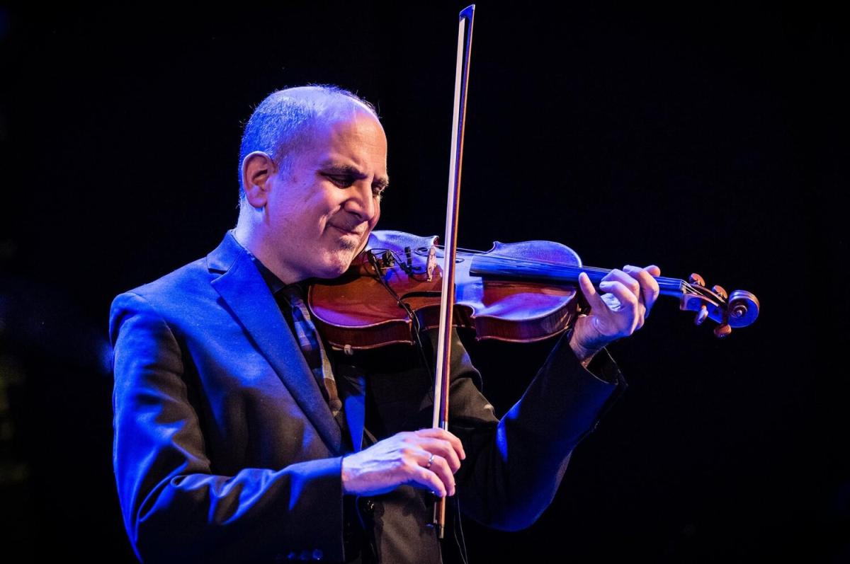 Violinist/composer Sam Bardfeld.